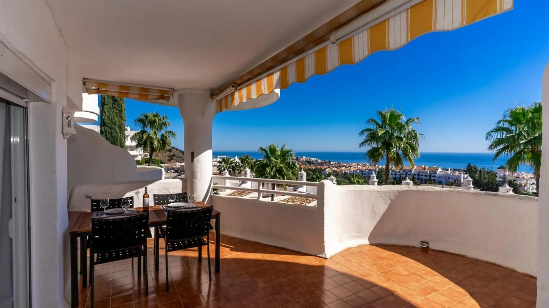 Geweldig Appartement Met Zeezicht! location